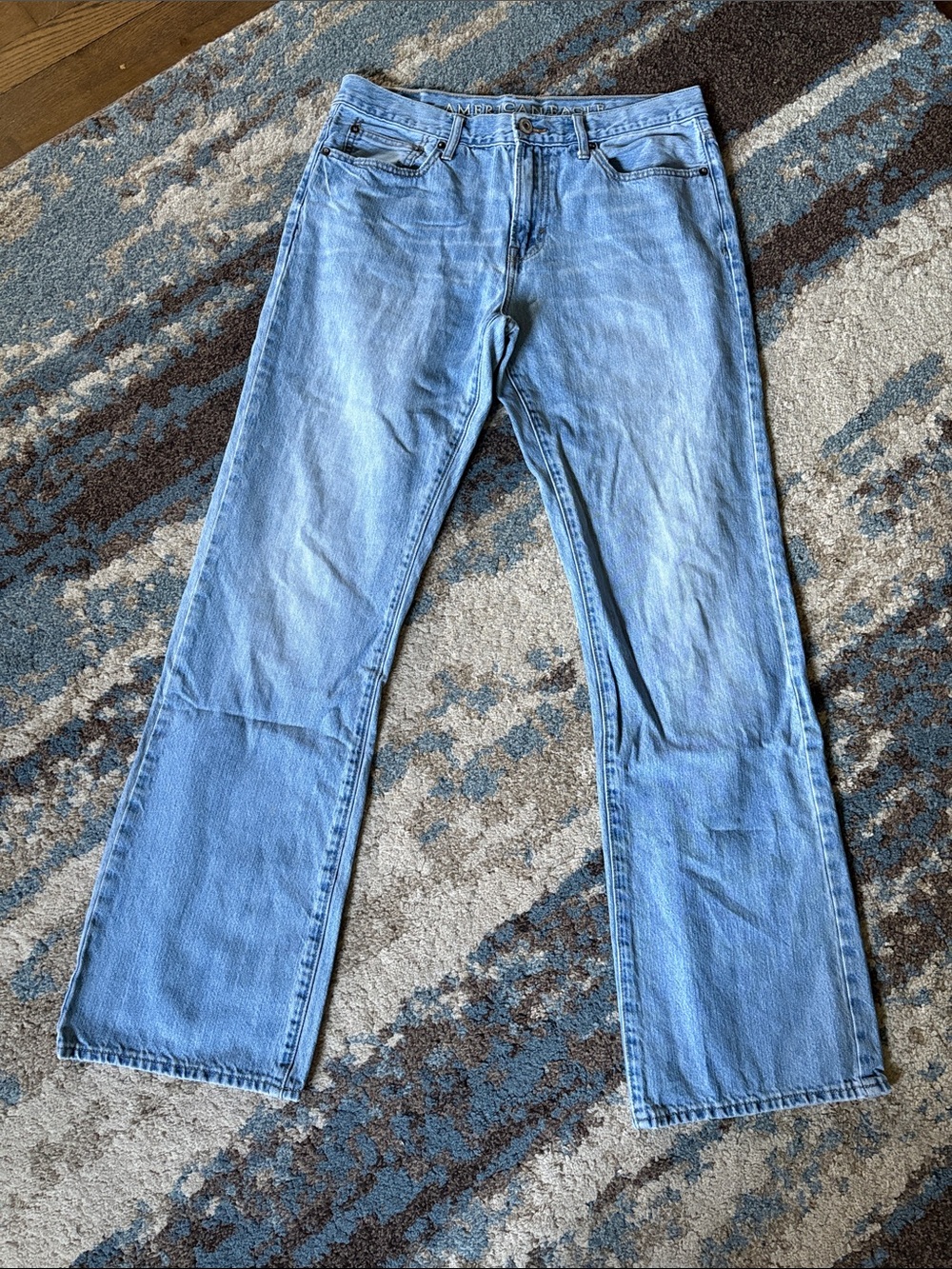 American Eagle Outfitters Men's Light Blue Bootcut Jeans
